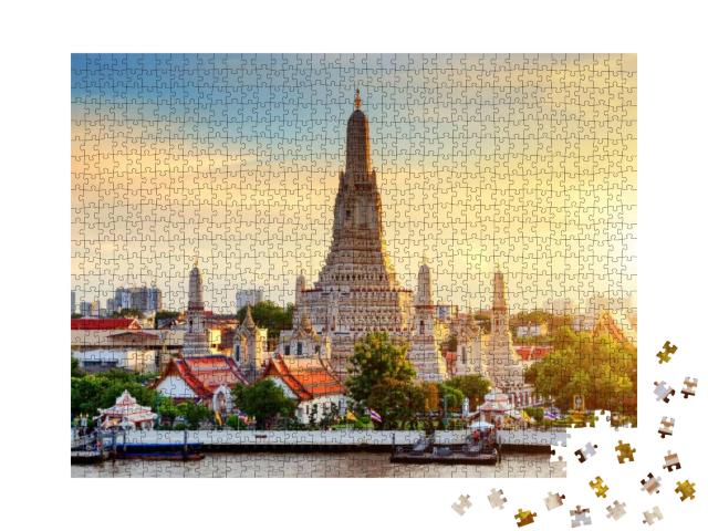 Wat Arun Temple At Sunset in Bangkok Thailand. Wat Arun i... Jigsaw Puzzle with 1000 pieces