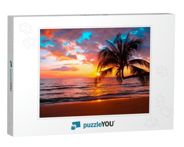 Silhouette of Palm Trees Beautiful Sunset on the Tropical... Jigsaw Puzzle