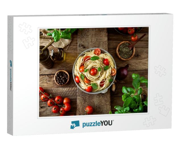 Italian Cuisine. Pasta with Olive Oil, Garlic, Basil & To... Jigsaw Puzzle