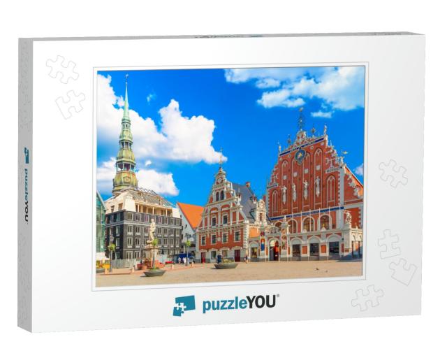 View of the Old Town Ratslaukums Square, Roland Statue, t... Jigsaw Puzzle
