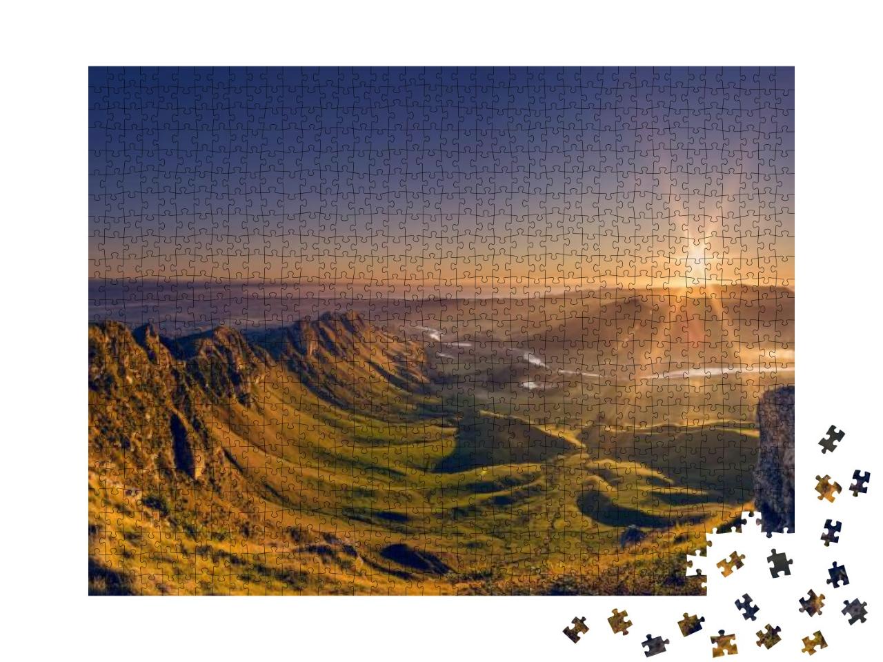 Beauty of the Te Mata Peak Captured on a Clear Morning..... Jigsaw Puzzle with 1000 pieces
