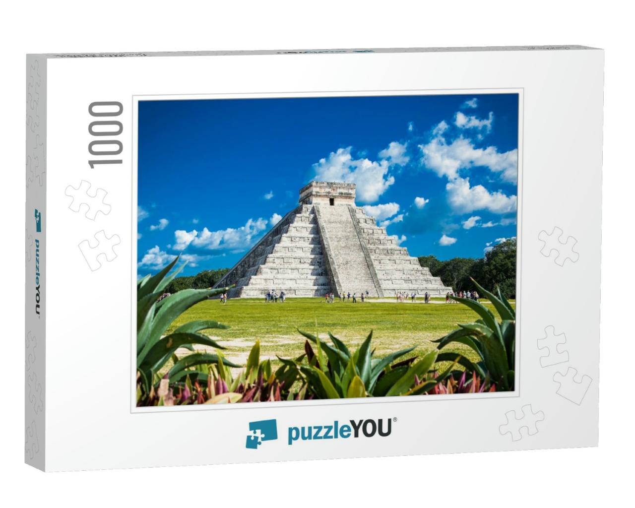 Chichen Itza, One of the Most Visited Archaeological Site... Jigsaw Puzzle with 1000 pieces