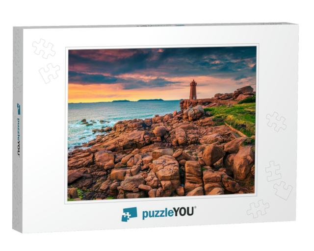 Picturesque Place with Pink Granite Rocks & Spectacular L... Jigsaw Puzzle
