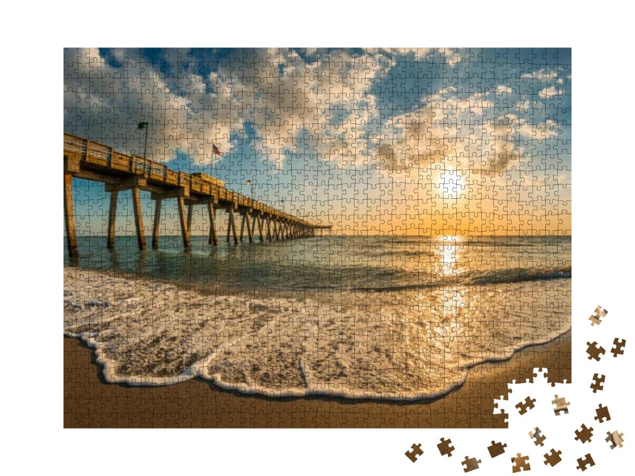 Late Afternoon Sun Over Gulf of Mexico & Venice Pier in V... Jigsaw Puzzle with 1000 pieces
