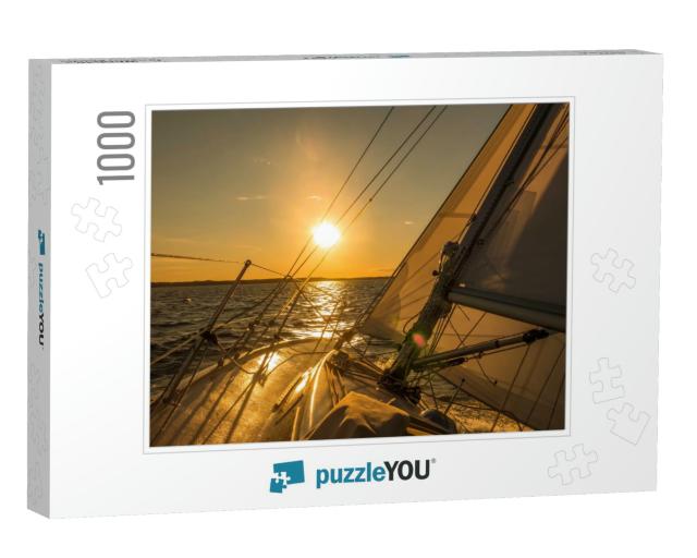 Sailing Boat on the Sunset... Jigsaw Puzzle with 1000 pieces