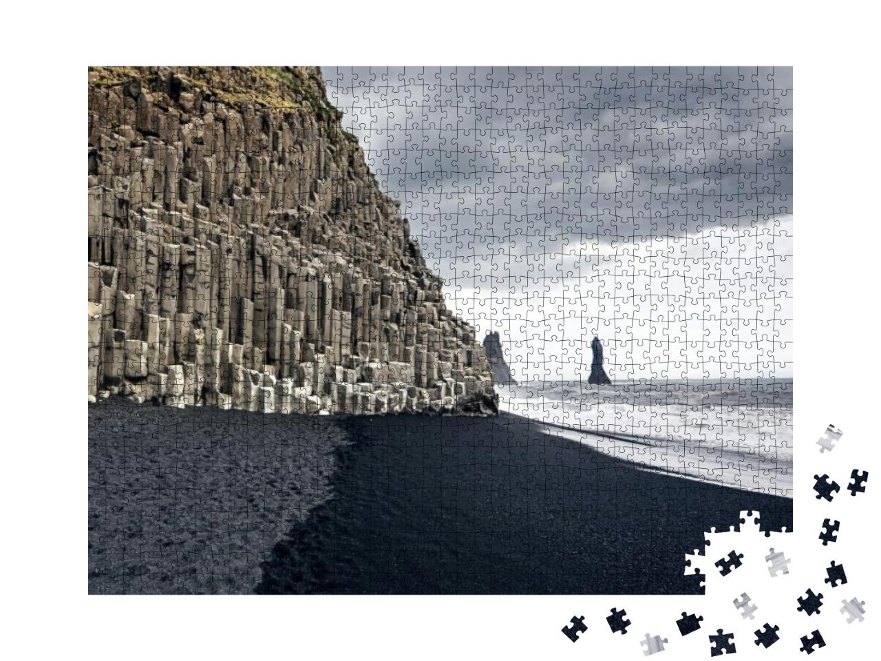 The Black Sand Beach of Reynisfjara & the Mount Reynisfja... Jigsaw Puzzle with 1000 pieces