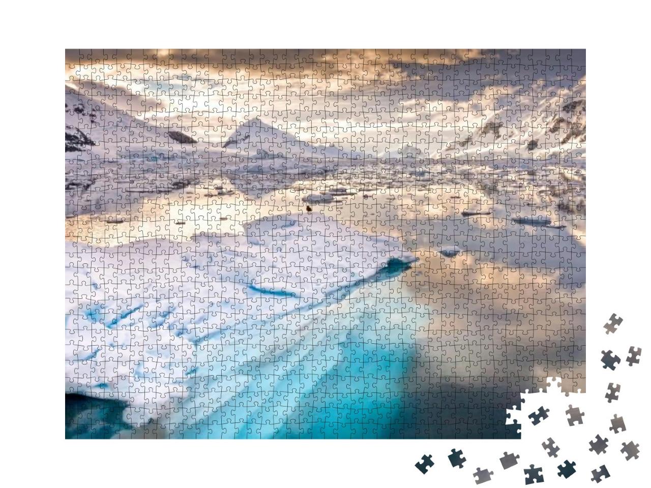 Paradise Bay Antarctica... Jigsaw Puzzle with 1000 pieces