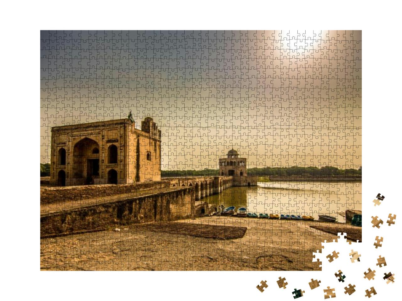 Park Side View of Hiran Minar, Sheikhupura, Punjab Pakist... Jigsaw Puzzle with 1000 pieces