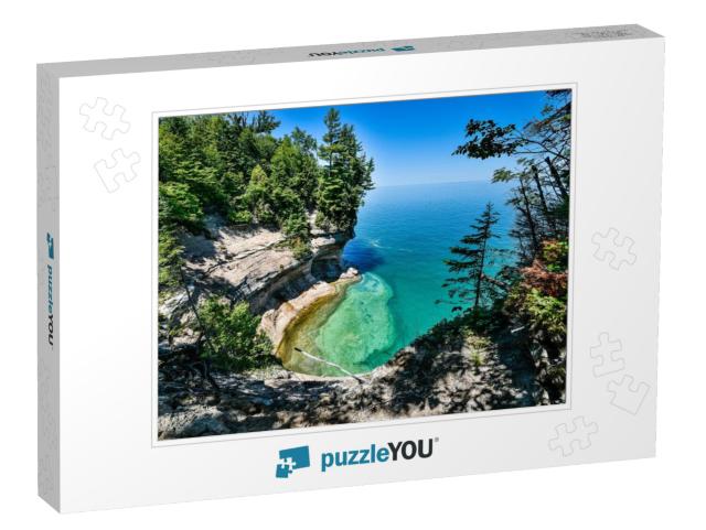 Lake Superior Beach Views from Michigan's Upper Peninsula... Jigsaw Puzzle