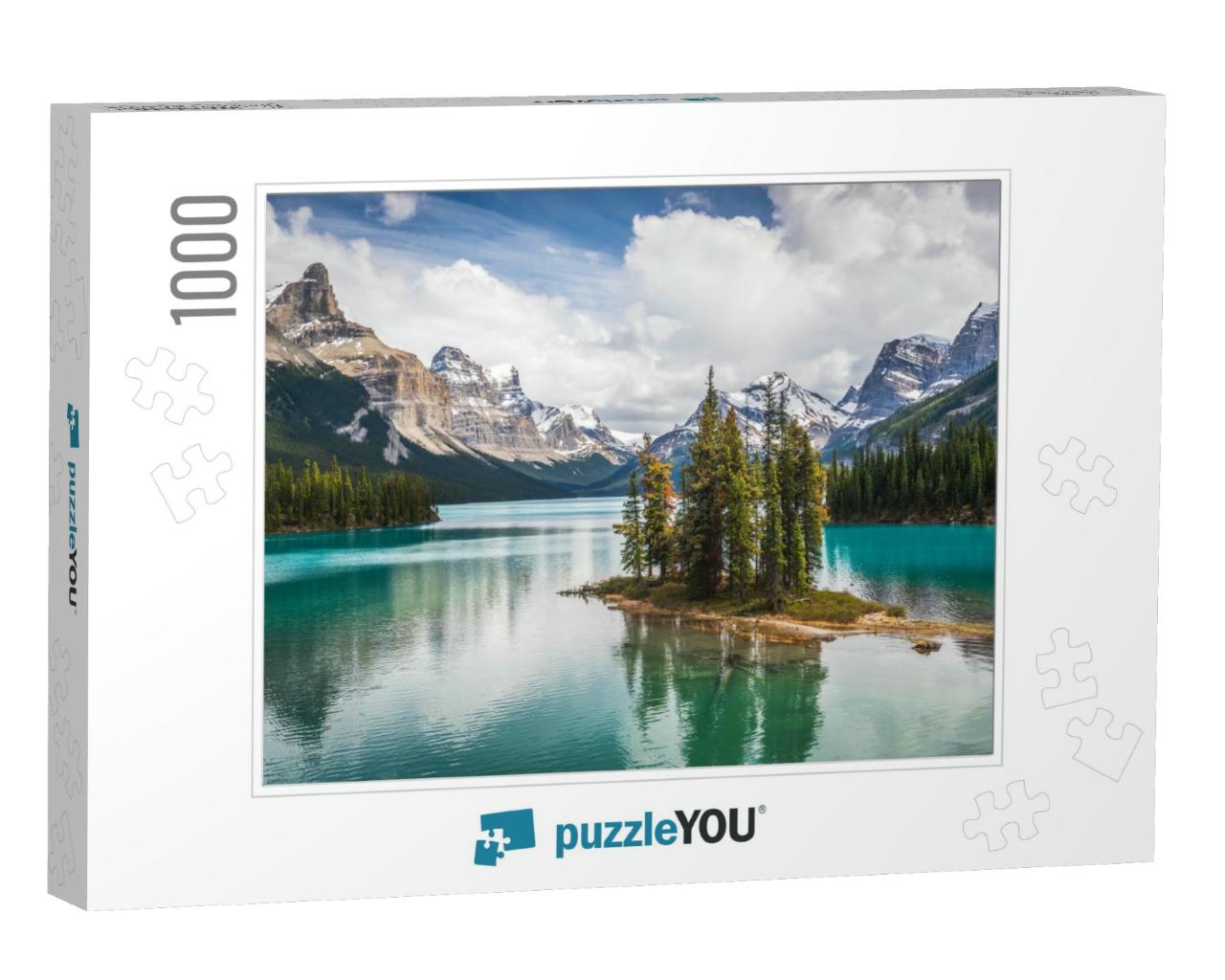The Famous Spirit Island of Maligne Lake in Jasper Nation... Jigsaw Puzzle with 1000 pieces
