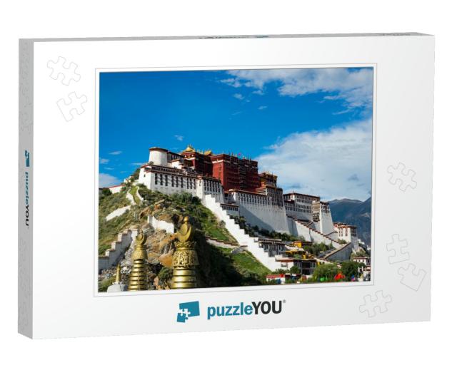 Potala Palace in Lhasa, Tibet. Potala Palace is Now a Mus... Jigsaw Puzzle