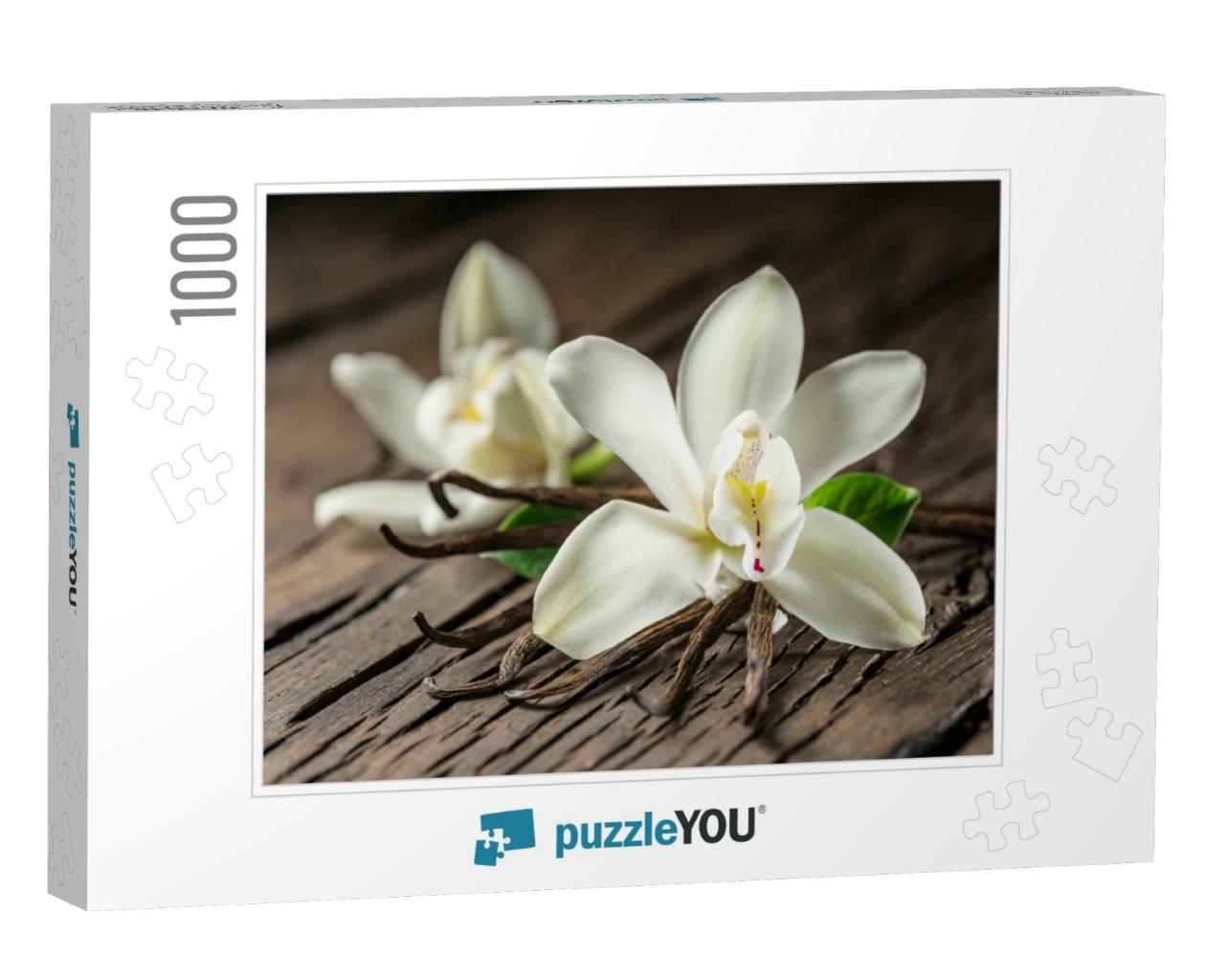 Dried Vanilla Sticks & Vanilla Orchid on Wooden Table. Cl... Jigsaw Puzzle with 1000 pieces