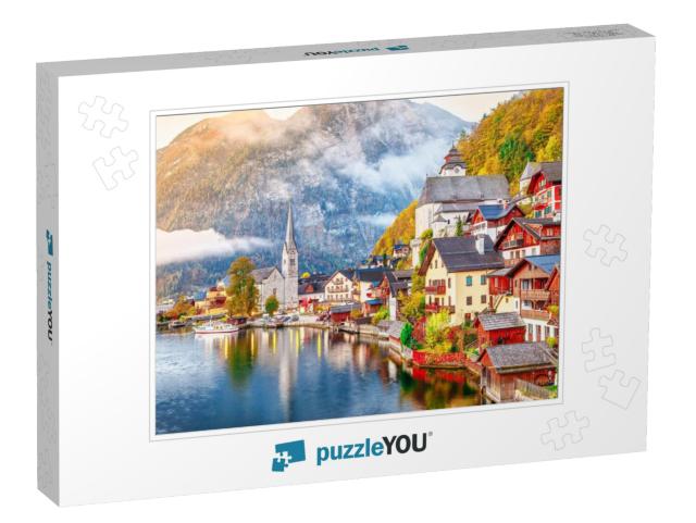 Lake Hallstatt, Austria. Hallstatt Village on the Bank of... Jigsaw Puzzle