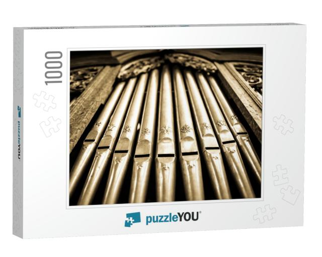 Historic Pipe Organ At a Church... Jigsaw Puzzle with 1000 pieces