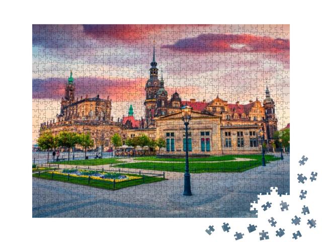 Impressive Evening View of Residence of Electors & Kings... Jigsaw Puzzle with 1000 pieces