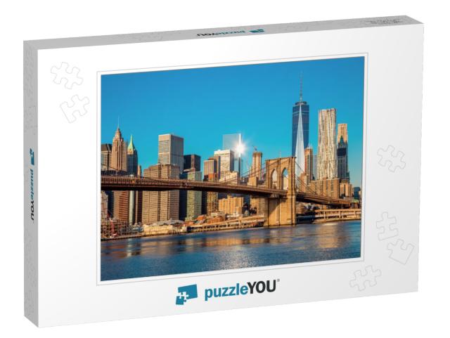 Famous Skyline of Downtown New York, Brooklyn Bridge & Ma... Jigsaw Puzzle