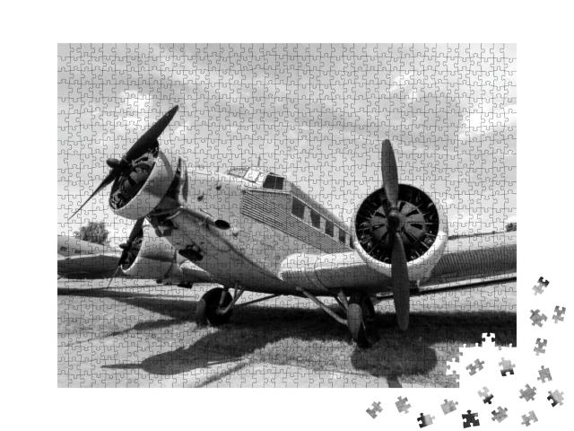 A Black & White Photo of an Old Plane... Jigsaw Puzzle with 1000 pieces