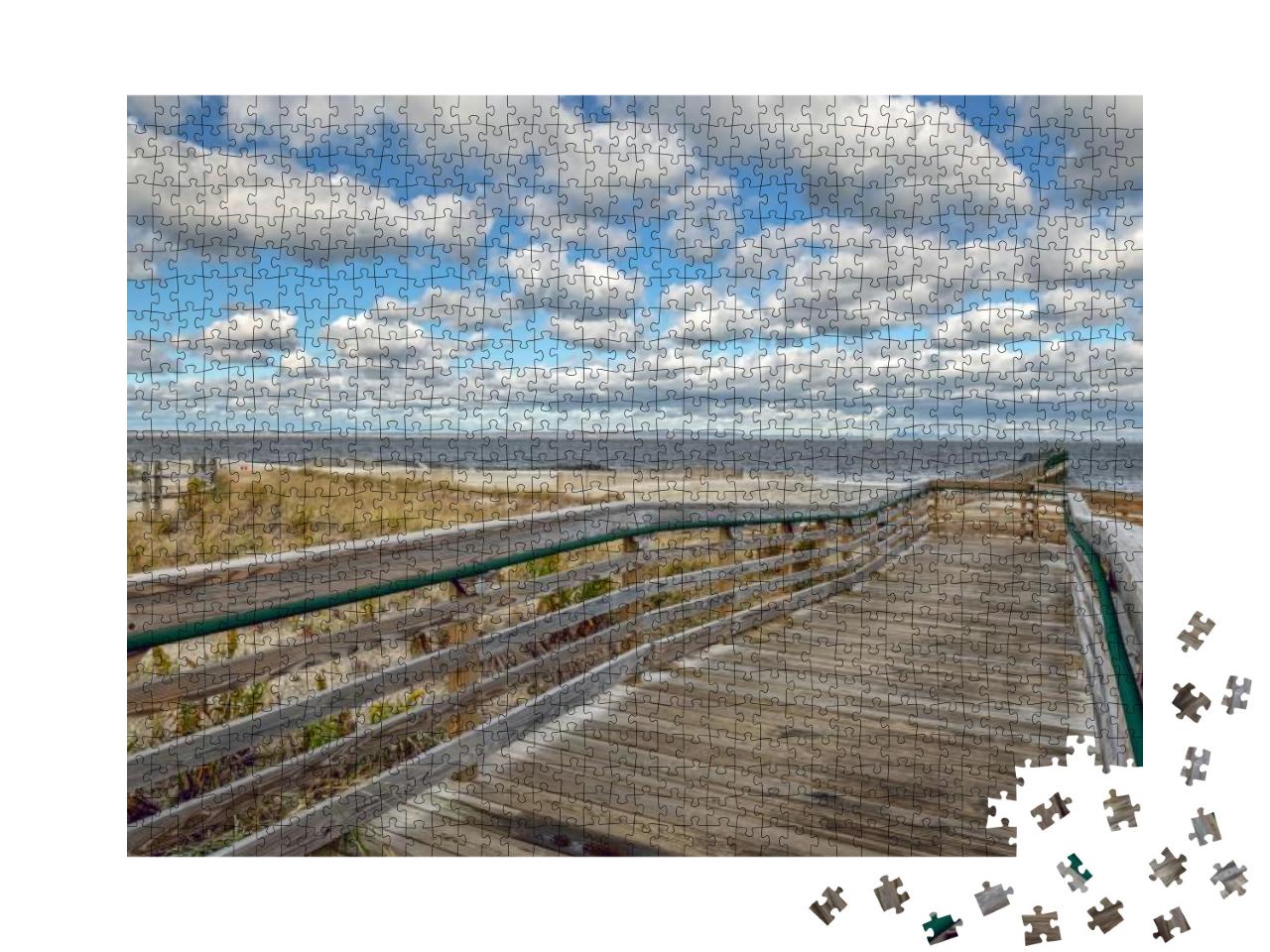 A Long Wooden Fishing Pier in Bayshore Waterfront Park in... Jigsaw Puzzle with 1000 pieces