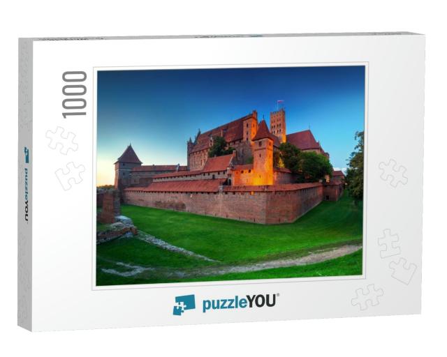 Malbork Castle of the Teutonic Order At Dusk, Poland... Jigsaw Puzzle with 1000 pieces