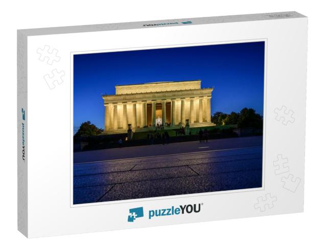 Lincoln Memorial in the National Mall, Washington Dc. Lin... Jigsaw Puzzle