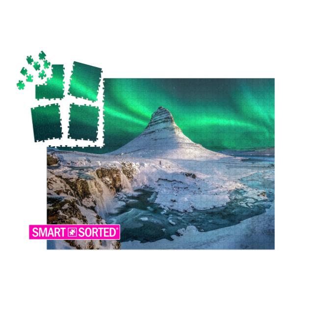 Northern Lights Appear Over Mount Kirkjufell in Iceland... | SMART SORTED® | Jigsaw Puzzle with 1000 pieces