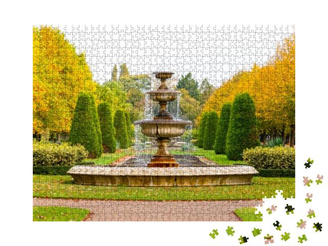 Peaceful Scenery with Fountain in Regents Park of London... Jigsaw Puzzle with 1000 pieces
