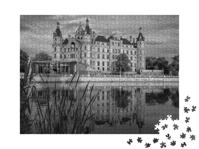 Historic Beautiful Castle in Schwerin Germany... Jigsaw Puzzle with 1000 pieces