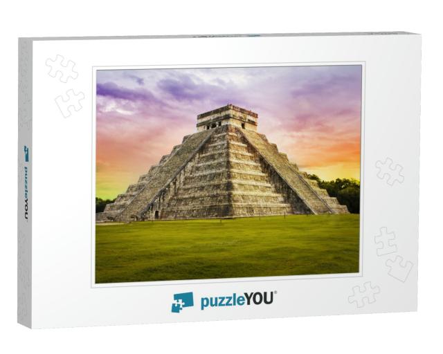 Pyramid Kukulkan Temple. Chichen Itza. Mexico. Maya Civil... Jigsaw Puzzle