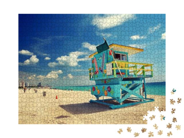 South Beach in Miami, Florida... Jigsaw Puzzle with 1000 pieces