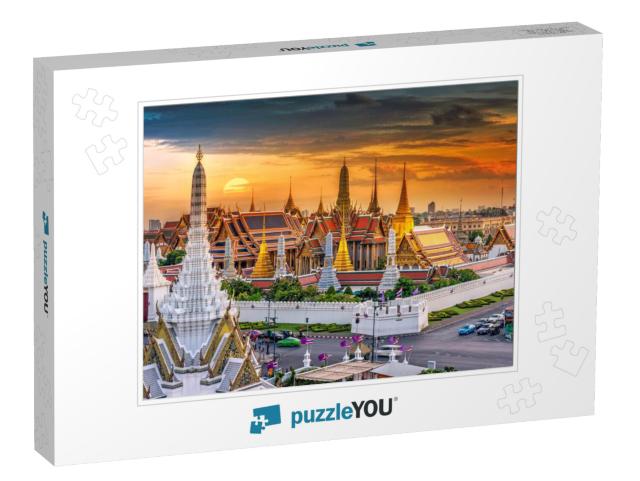 Grand Palace & Wat Phra Keaw At Sunset Bangkok, Thailand... Jigsaw Puzzle