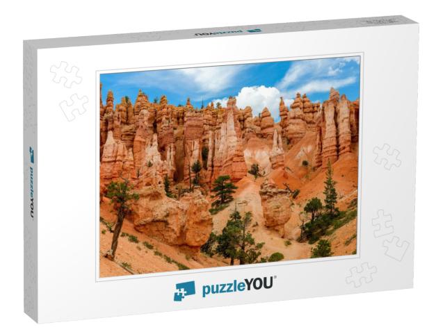 Hoodoos of Queens Stone Garden, Bryce Canyon National Par... Jigsaw Puzzle