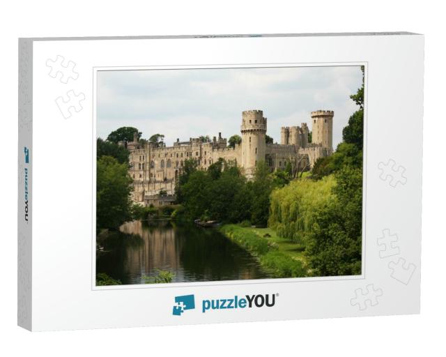 Warwick Castle in Northern England... Jigsaw Puzzle