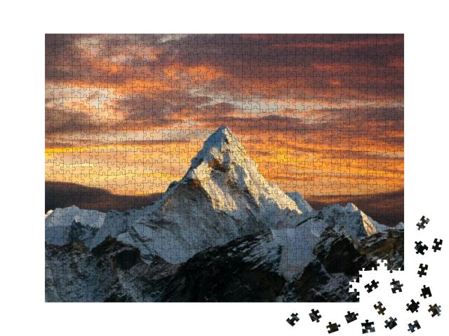 Evening Panoramic View of Mount Ama Dablam with Beautiful... Jigsaw Puzzle with 1000 pieces