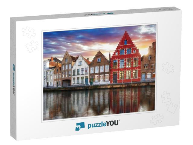 Bruges - Canals of Brugge, Belgium, Evening View... Jigsaw Puzzle