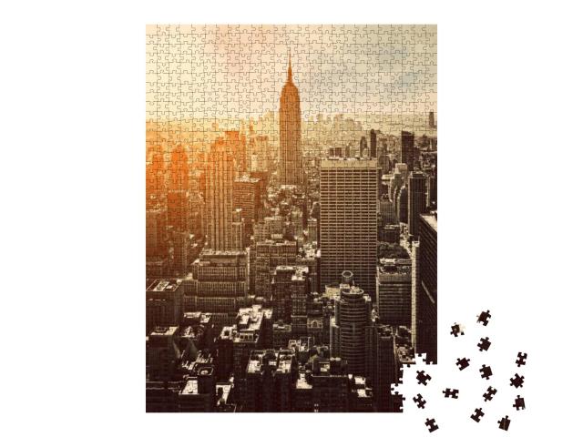 Sunset in Manhattan, New York, Usa... Jigsaw Puzzle with 1000 pieces
