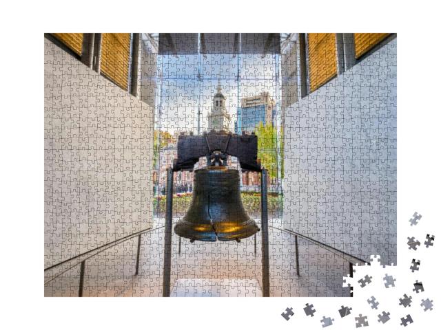 Philadelphia, Pennsylvania, USA At the Liberty Bell... Jigsaw Puzzle with 1000 pieces