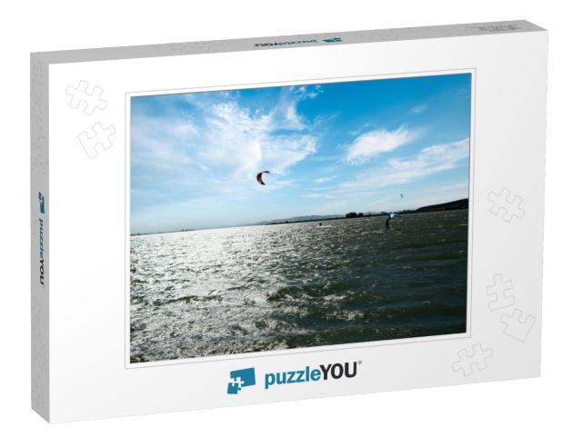 Windsurfers & Parasailers on San Joaquin River Delta... Jigsaw Puzzle