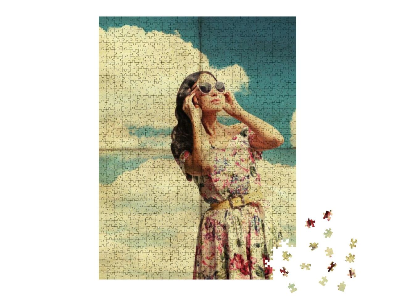Beauty Young Woman in Sunglasses, Vintage Pattern, Retro... Jigsaw Puzzle with 1000 pieces