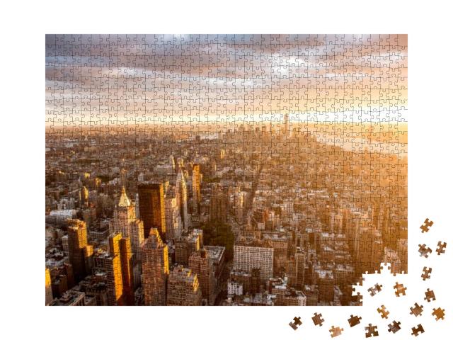 Beautiful Sunset Over Manhattan... Jigsaw Puzzle with 1000 pieces