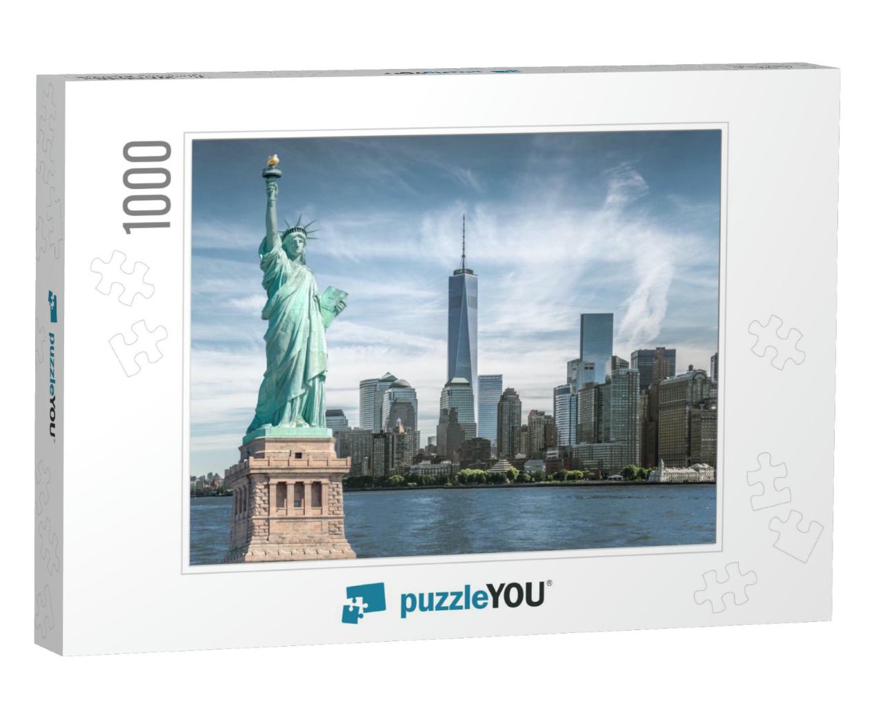 The Statue of Liberty with World Trade Center Background... Jigsaw Puzzle with 1000 pieces