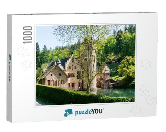 Schloss Mespelbrunn in Bavaria Germany... Jigsaw Puzzle with 1000 pieces