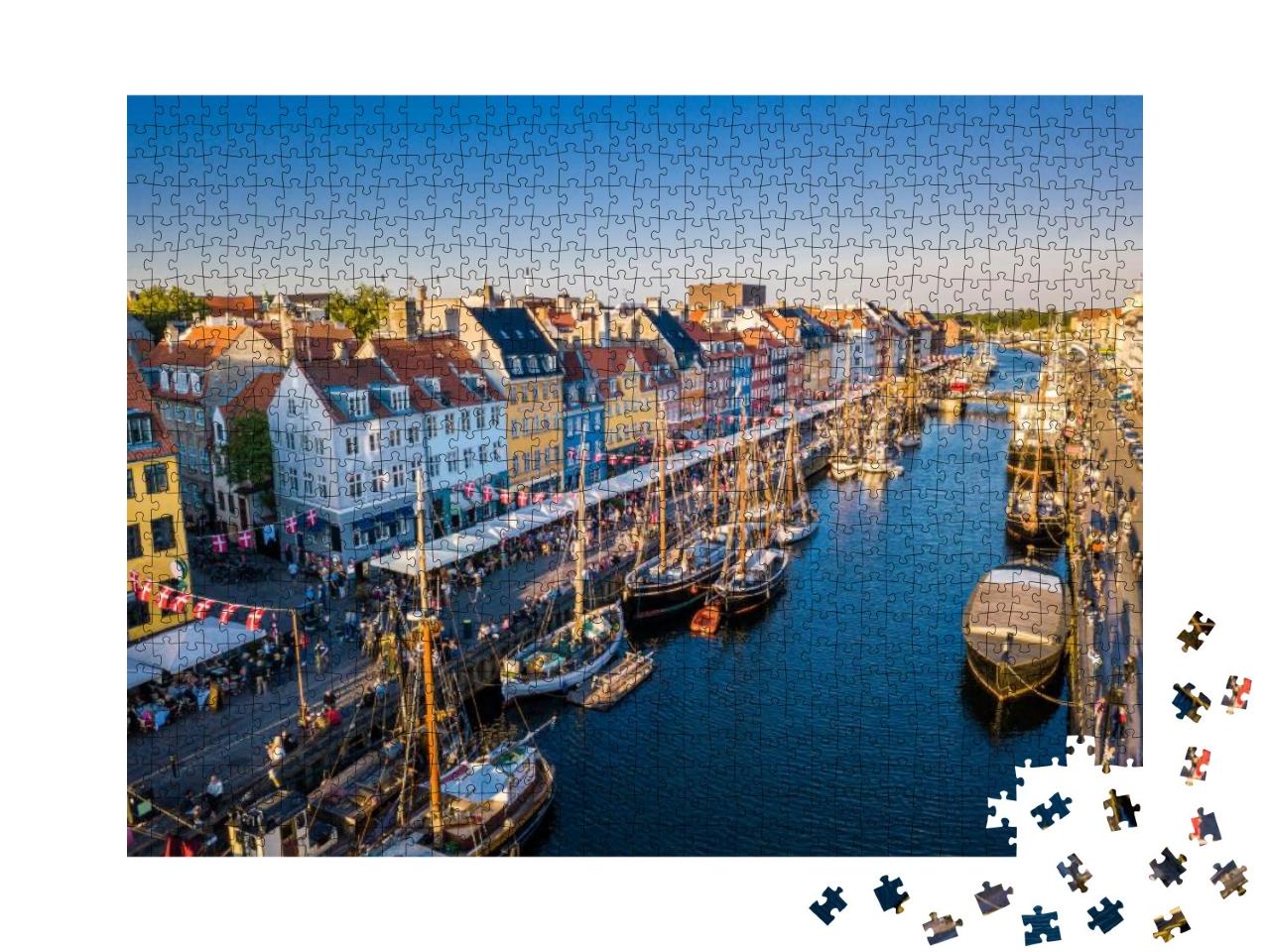 Beautiful Historical City Center. Nyhavn New Harbor Canal... Jigsaw Puzzle with 1000 pieces