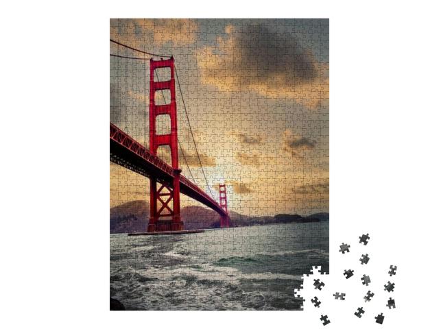 Golden Gate Bridge Sunset... Jigsaw Puzzle with 1000 pieces