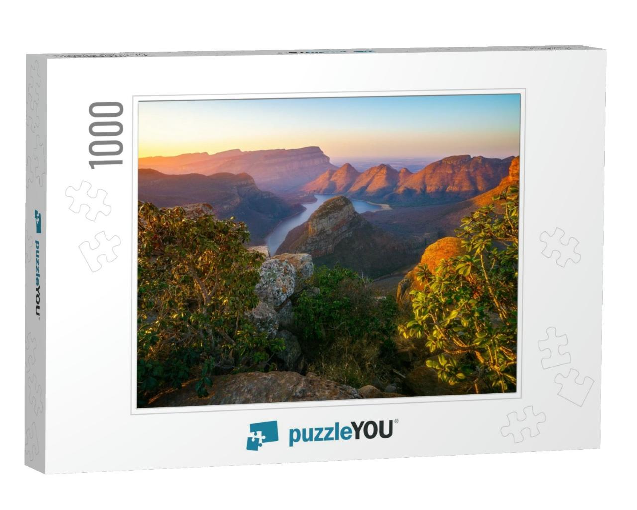 View of Three Rondavels & the Blyde River Canyon At Sunse... Jigsaw Puzzle with 1000 pieces