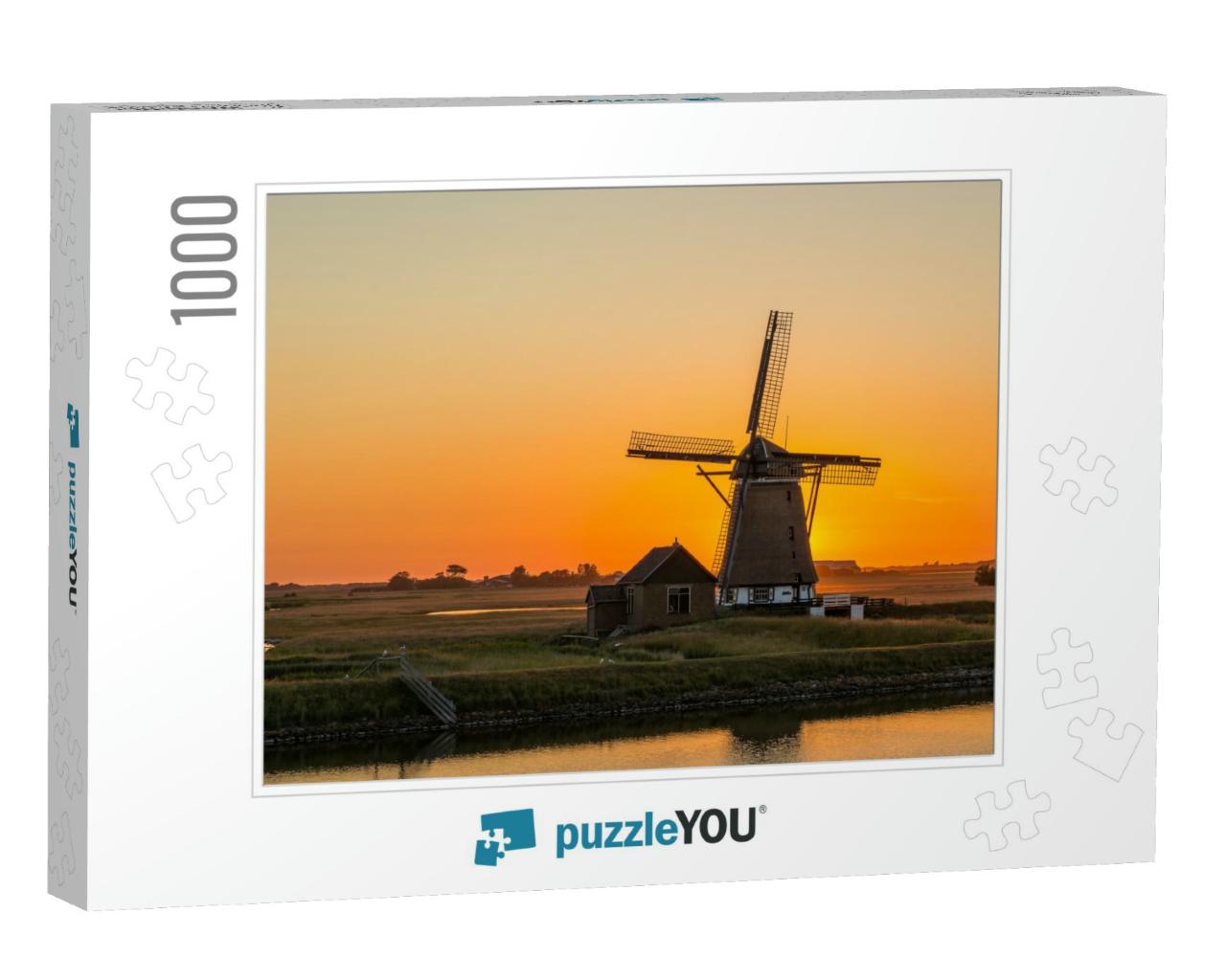 Windmill the North on the Isle of Texel, the Netherlands... Jigsaw Puzzle with 1000 pieces