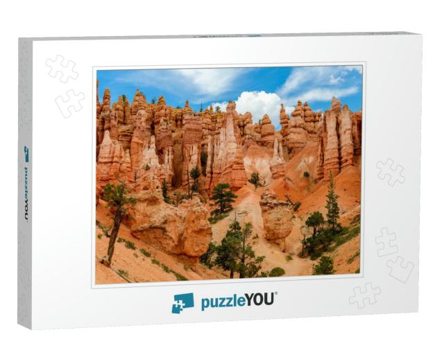 Hoodoos of Queens Stone Garden, Bryce Canyon National Par... Jigsaw Puzzle