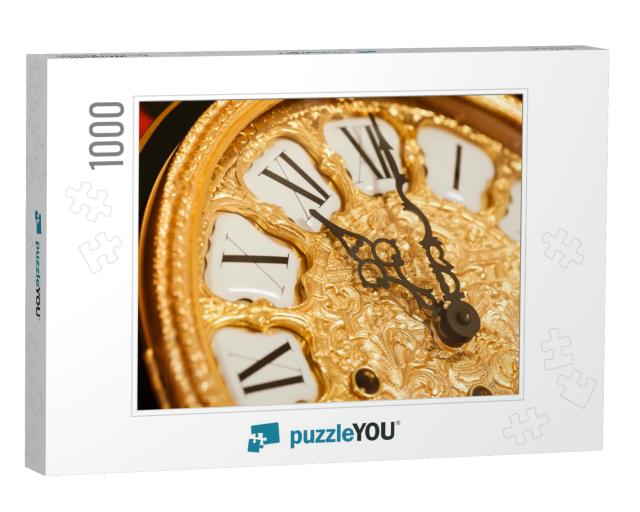 Gold Clock... Jigsaw Puzzle with 1000 pieces