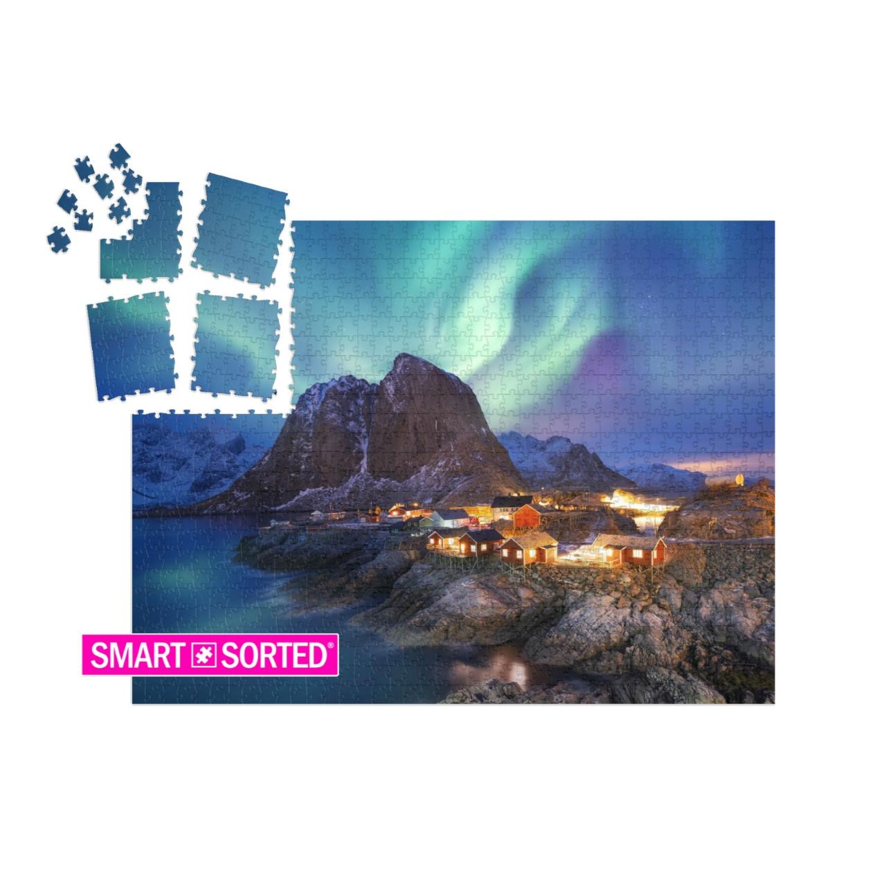 Aurora Borealis on the Lofoten Islands, Norway. Green Nor... | SMART SORTED® | Jigsaw Puzzle with 1000 pieces