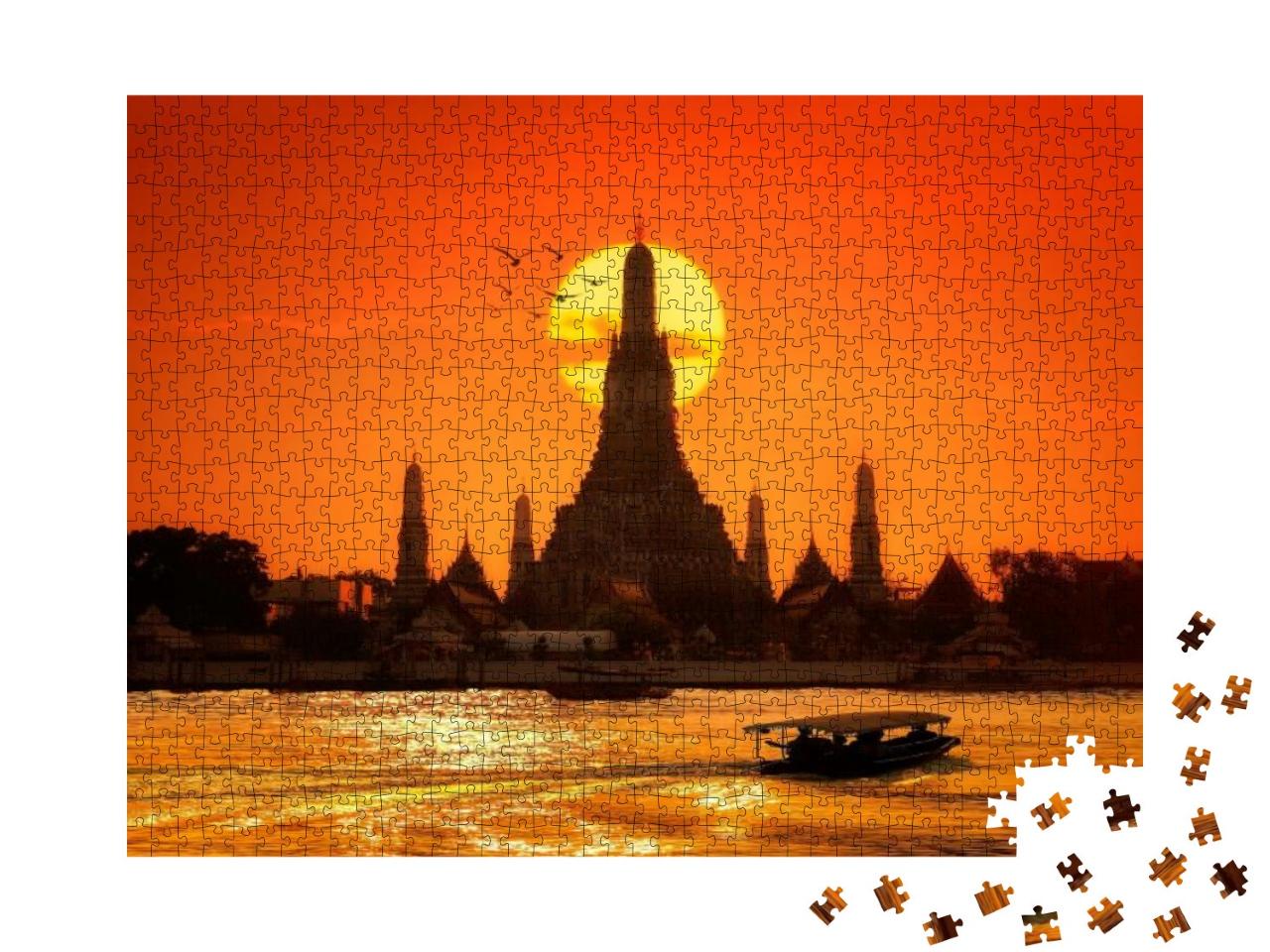 Wat Arun in Sunset At Bangkok, Thailand... Jigsaw Puzzle with 1000 pieces