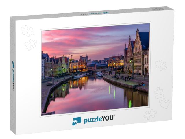 View of Graslei, Korenlei Quays & Leie River in the Histo... Jigsaw Puzzle